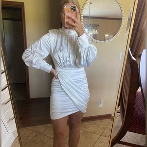 white long sleeve dress
